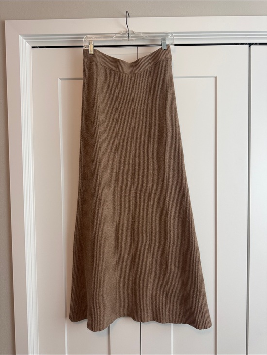 Sadie & Sage Dresses & Skirts - Sadie & Sage Crosby Sweater Midi Skirt